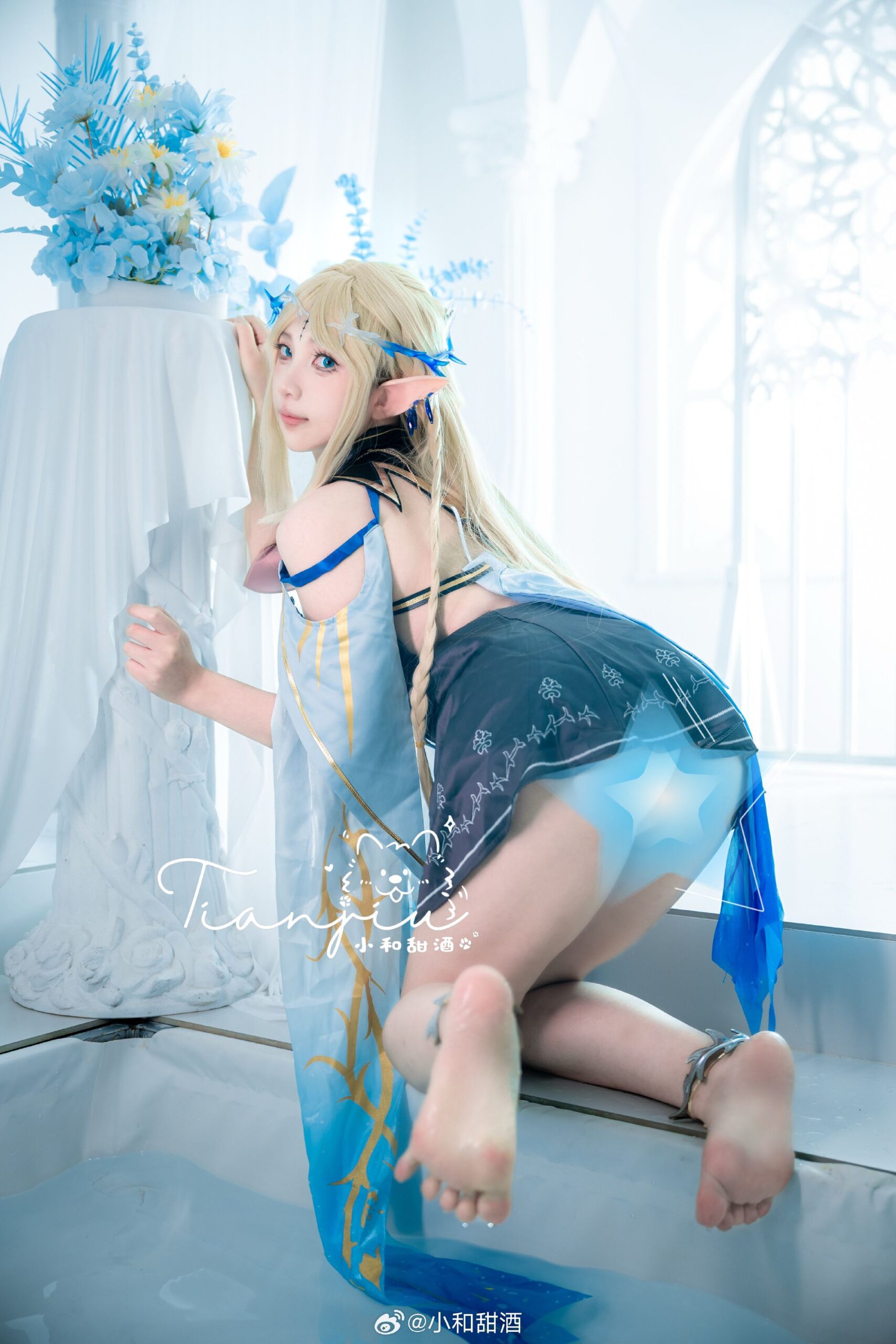 小和甜酒COSPLAY《鸣潮》卡提希娅