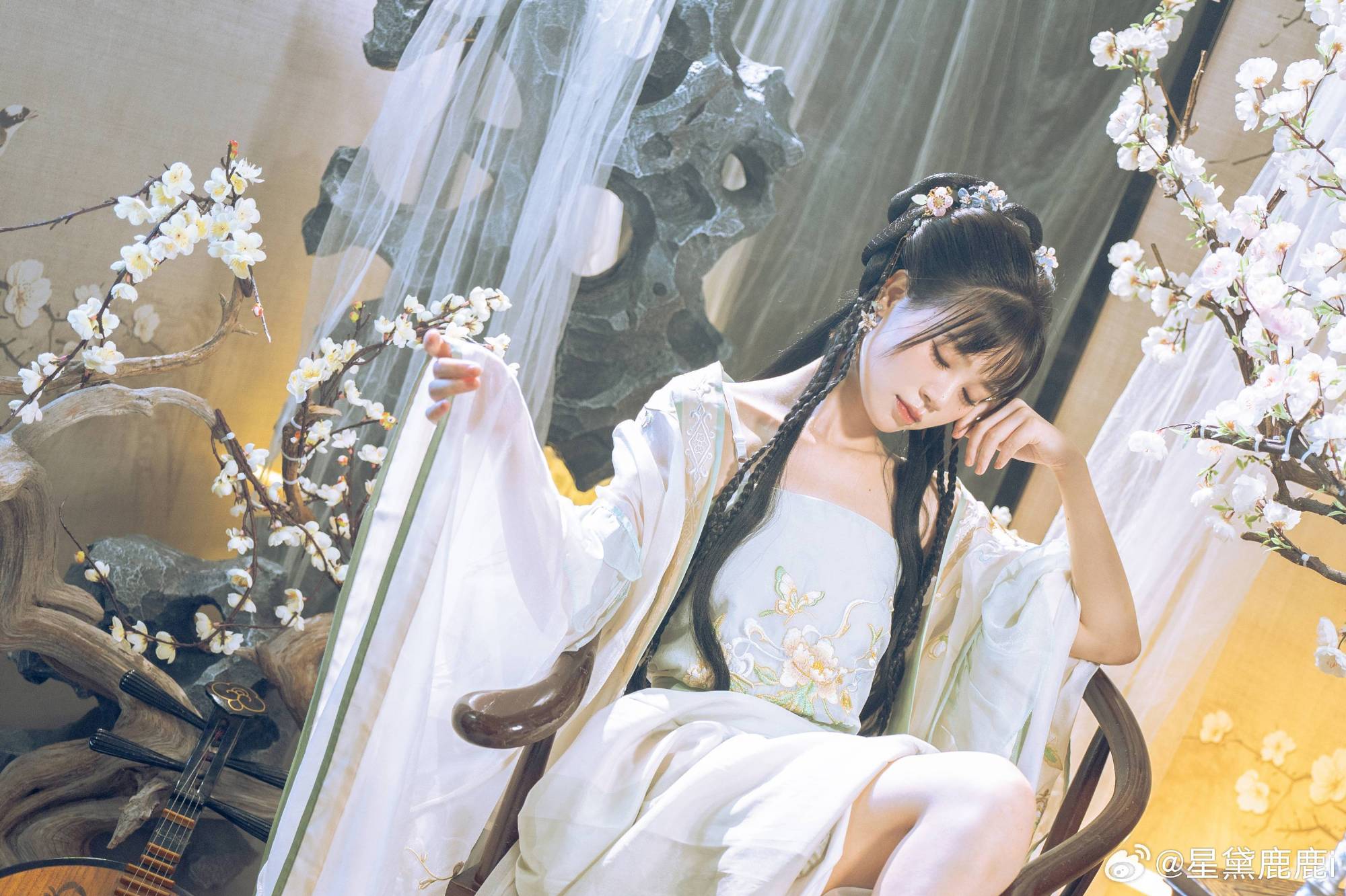 星黛鹿鹿i绿衣汉服COSPLAY写真