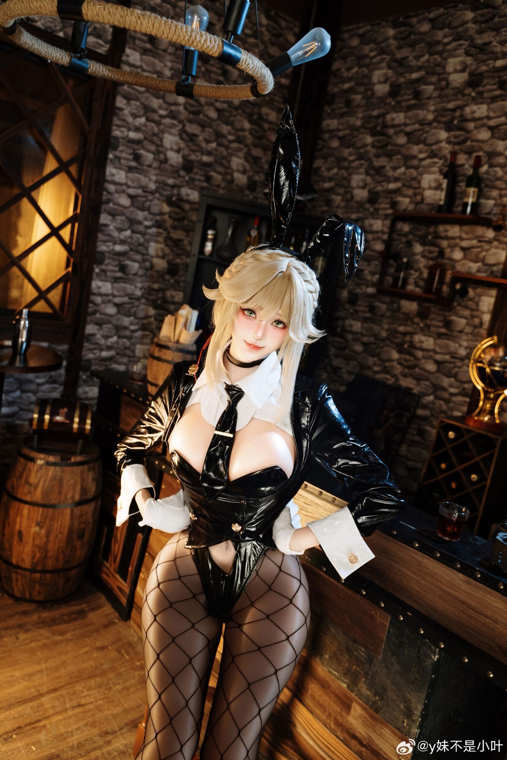 y妹不是小叶COSPLAY妮姬 胜利女神 爱德特务兔女郎