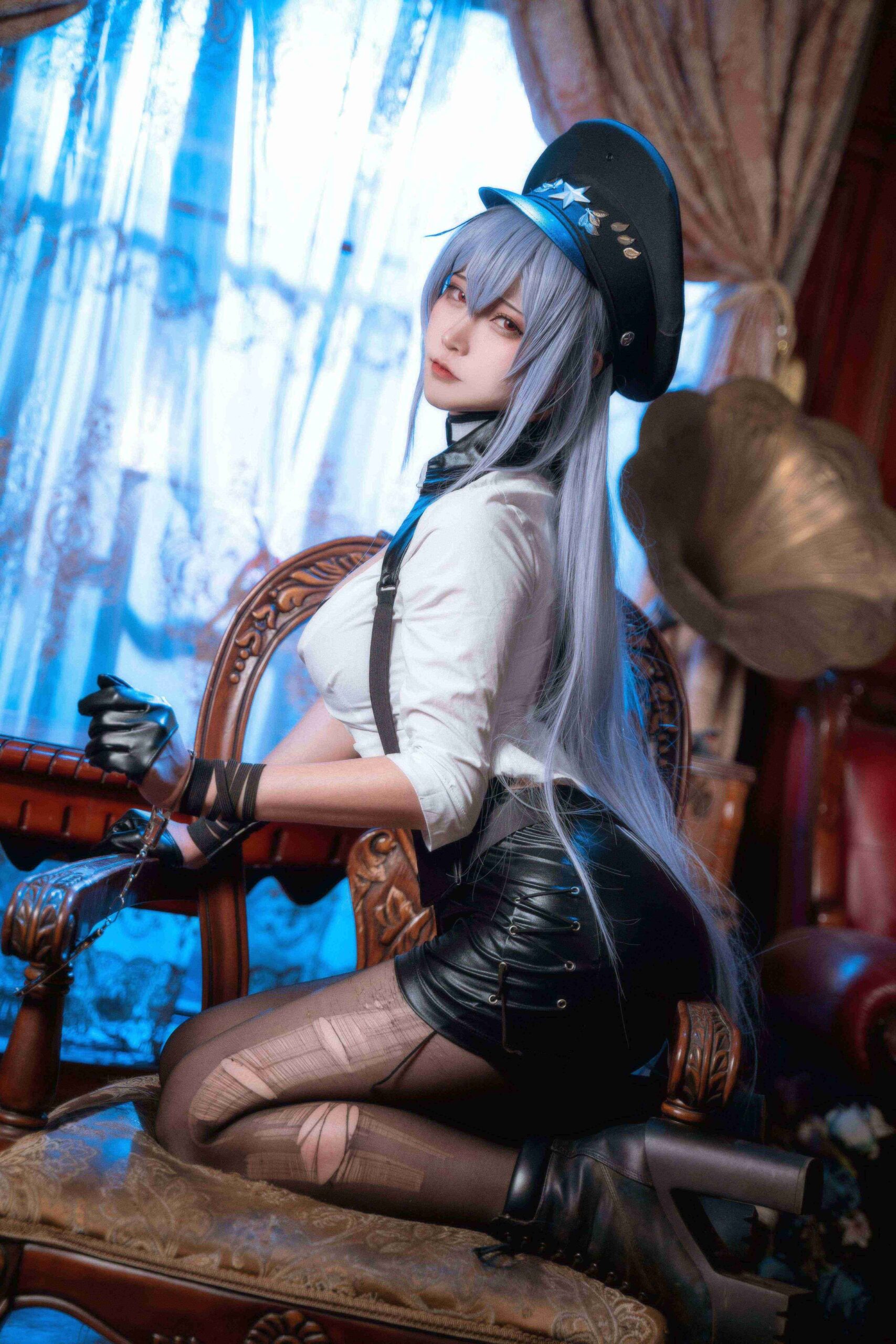 Seya-狮砸COSPLAY写真《碧蓝航线》甘古特·坚定的执行者