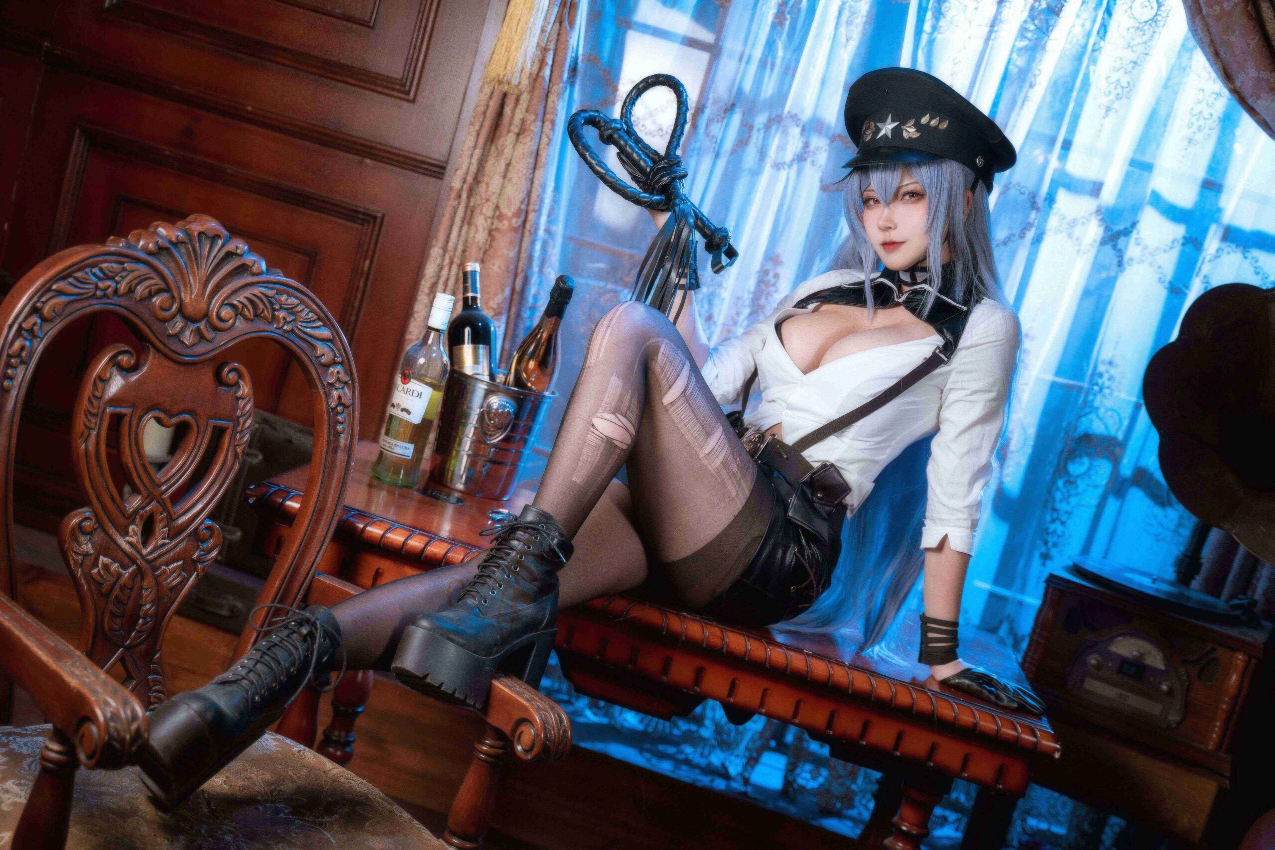 Seya-狮砸COSPLAY写真《碧蓝航线》甘古特·坚定的执行者