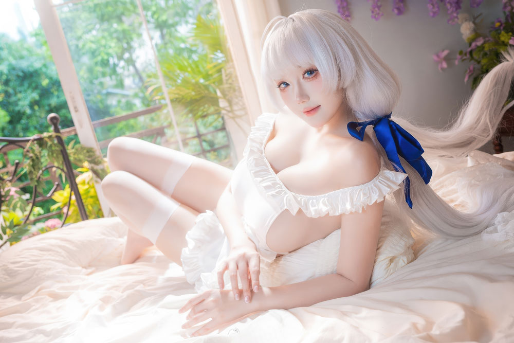 瓜希酱《碧蓝航线》光辉 辉光下的甜蜜COSPLAY图片写真在线