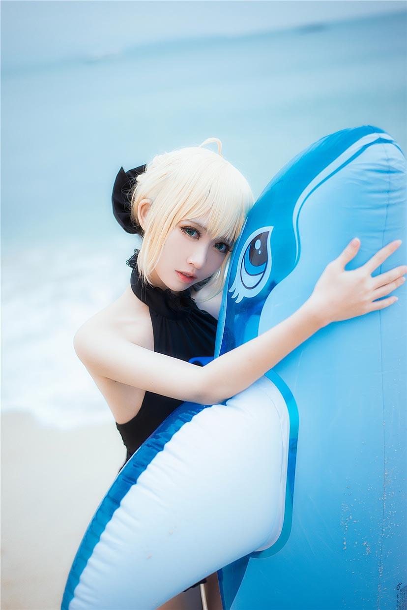 鳗鱼霏儿 海边COS美图