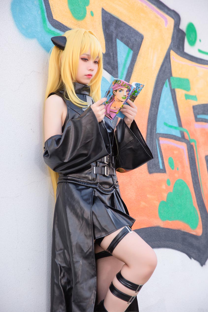 G44不会受伤 小暗常服COS美图在线