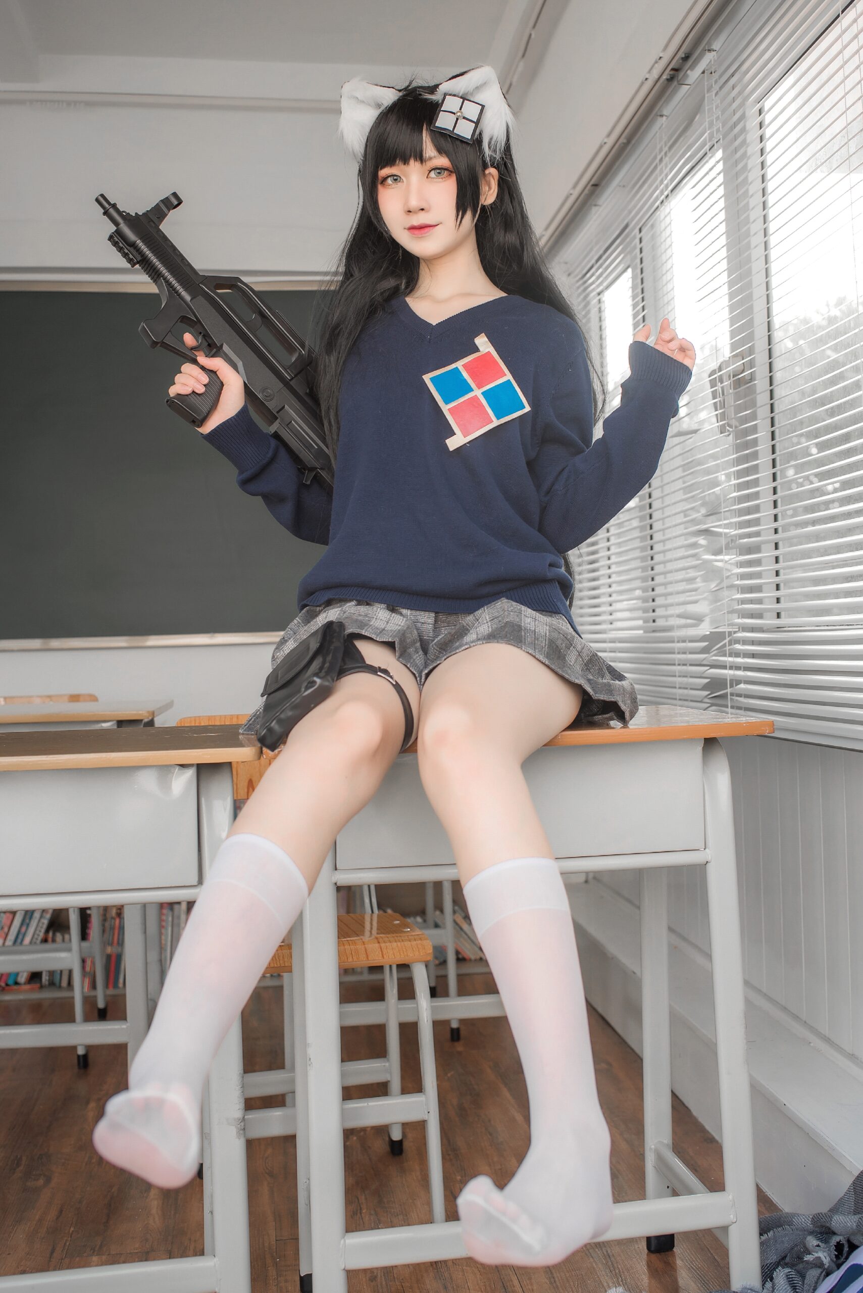 izumi泉桃子 纯白毕业季COS写真图片在线