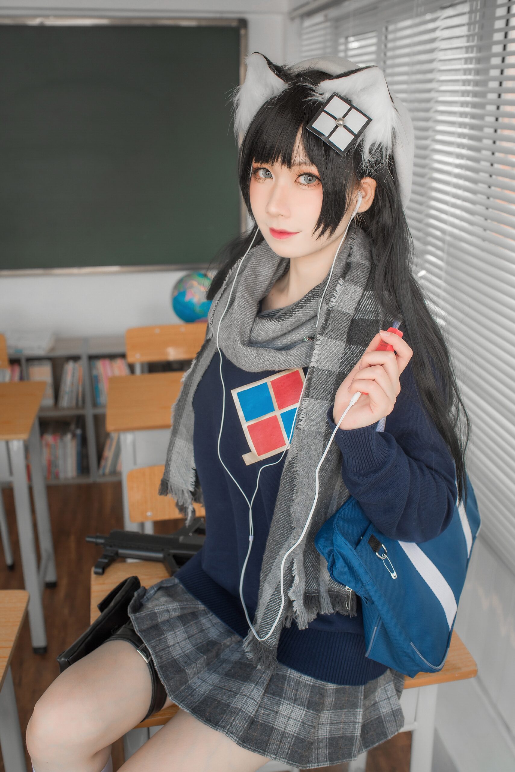 izumi泉桃子 纯白毕业季COS写真图片在线