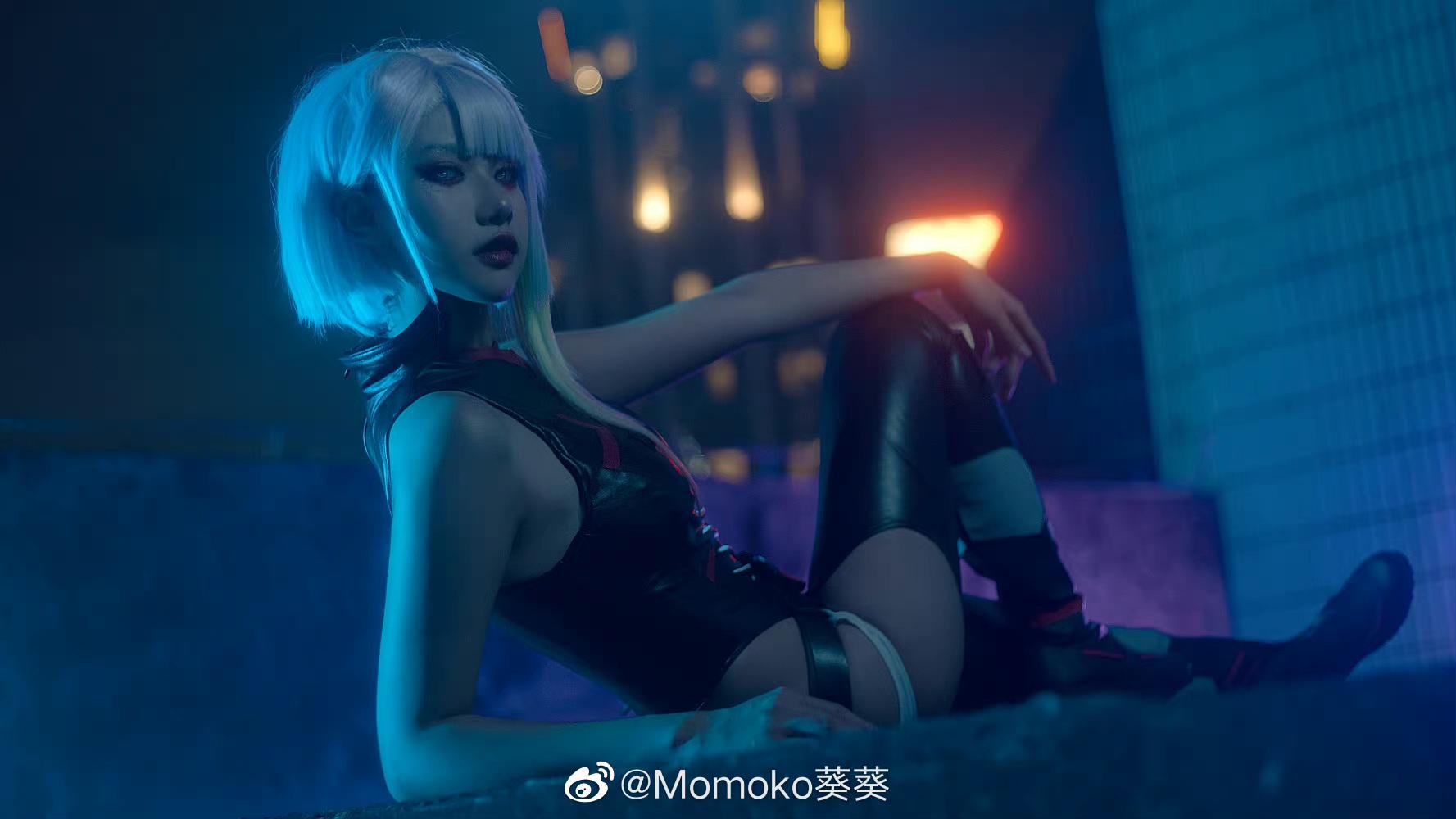 Momoko葵葵 赛博朋克边缘行者Lucy露西COS美图 Momoko葵葵 赛博朋克边缘行者Lucy露西COS美图