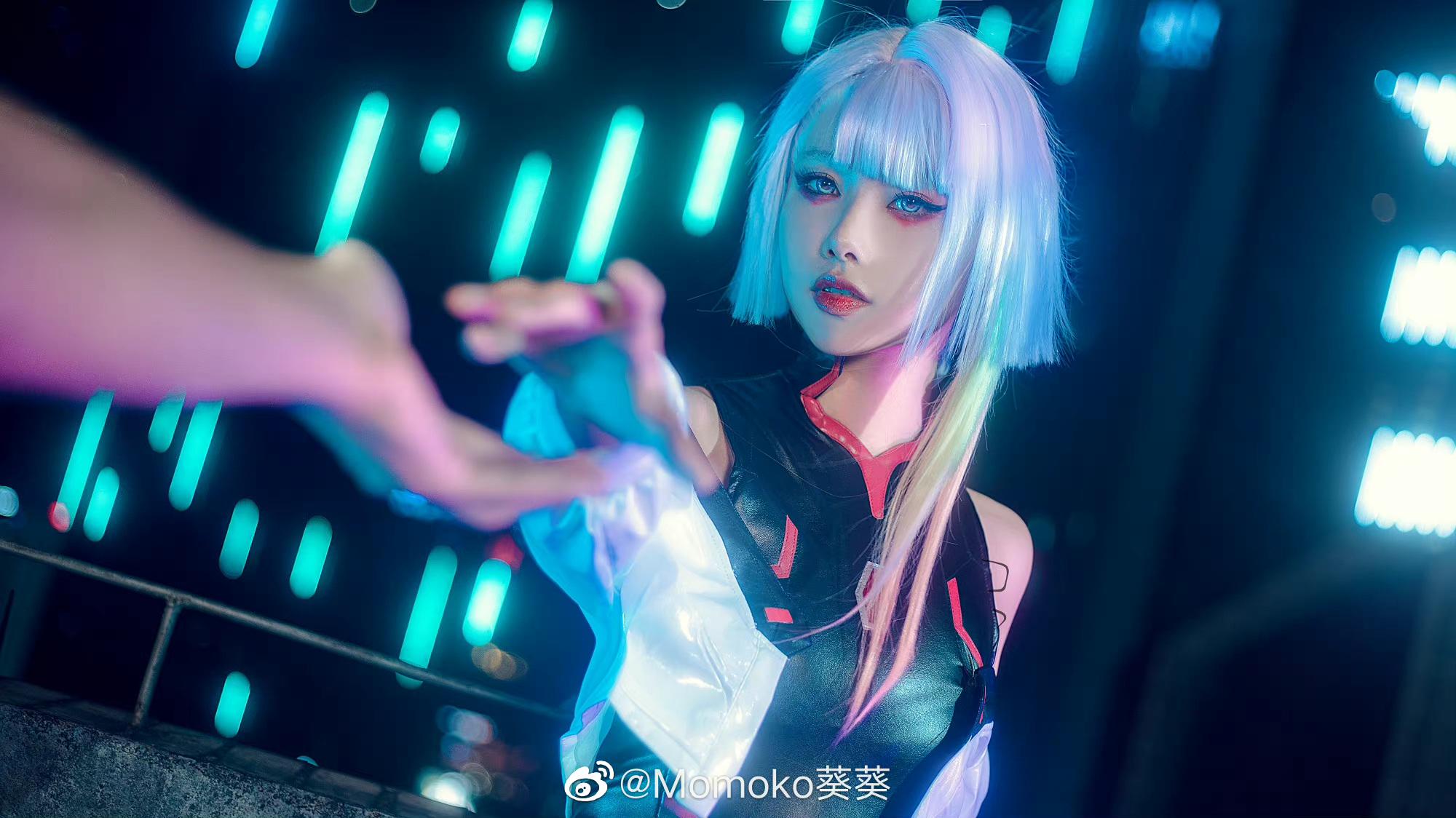 Momoko葵葵 赛博朋克边缘行者Lucy露西COS美图 Momoko葵葵 赛博朋克边缘行者Lucy露西COS美图