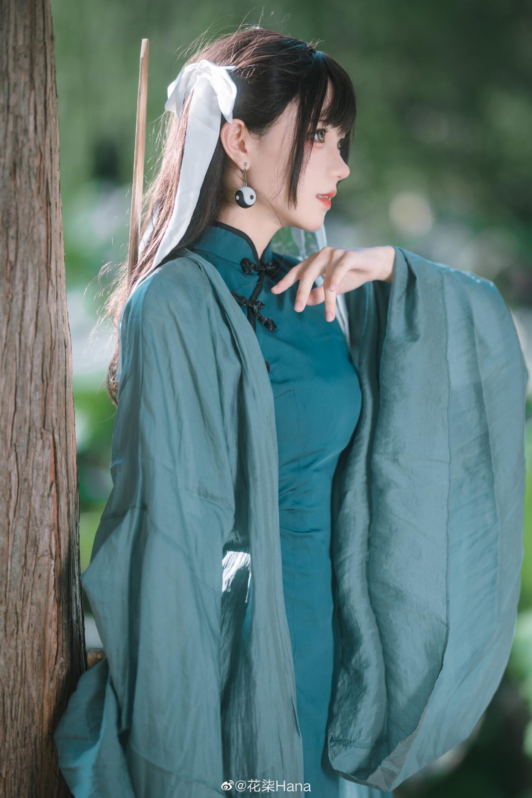 花柒Hana 驱鬼道士药指动漫COS图片 花柒Hana 驱鬼道士药指动漫COS图片