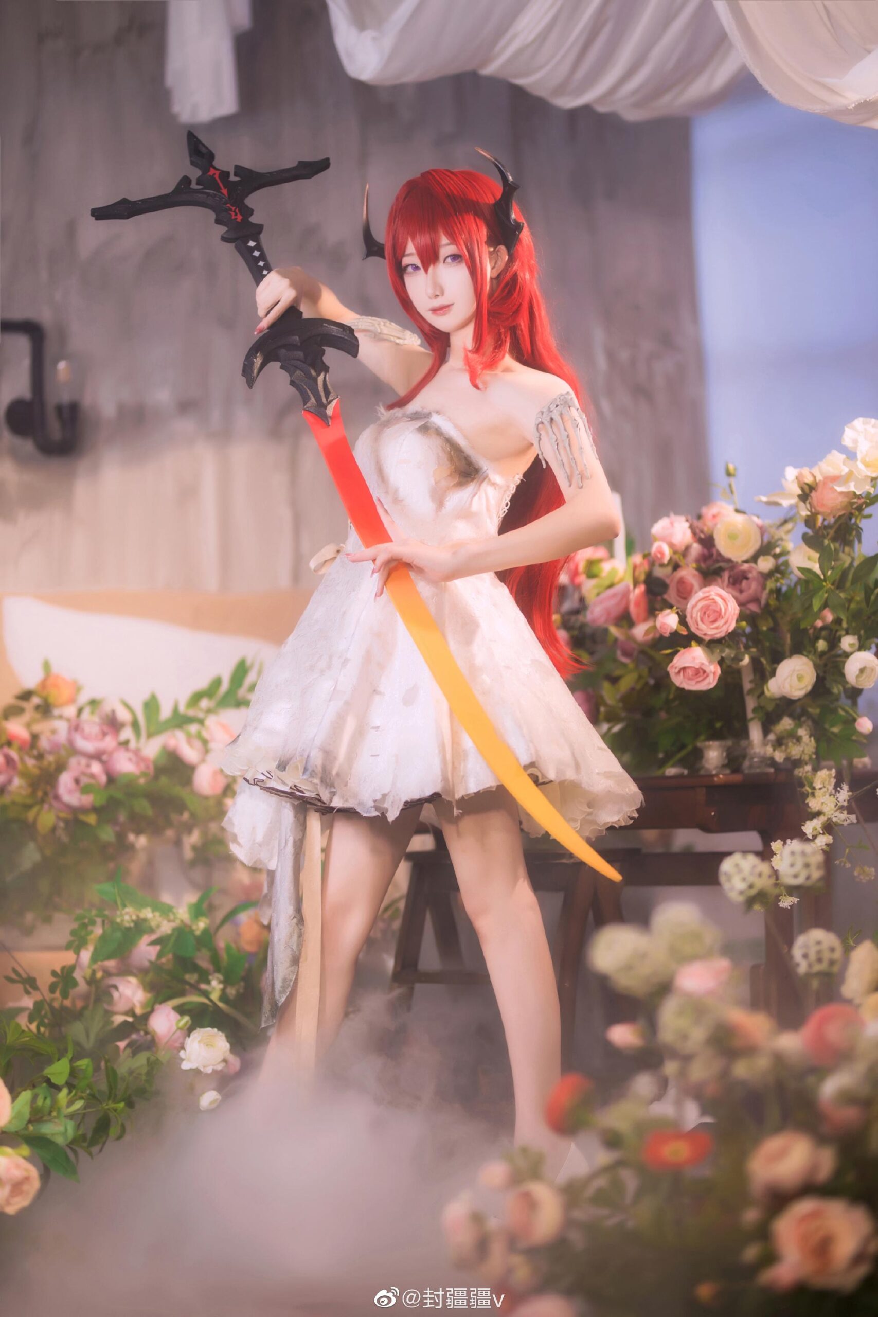 封疆疆v 史尔特尔同人白裙COS美图写真 封疆疆v 史尔特尔同人白裙COS美图写真