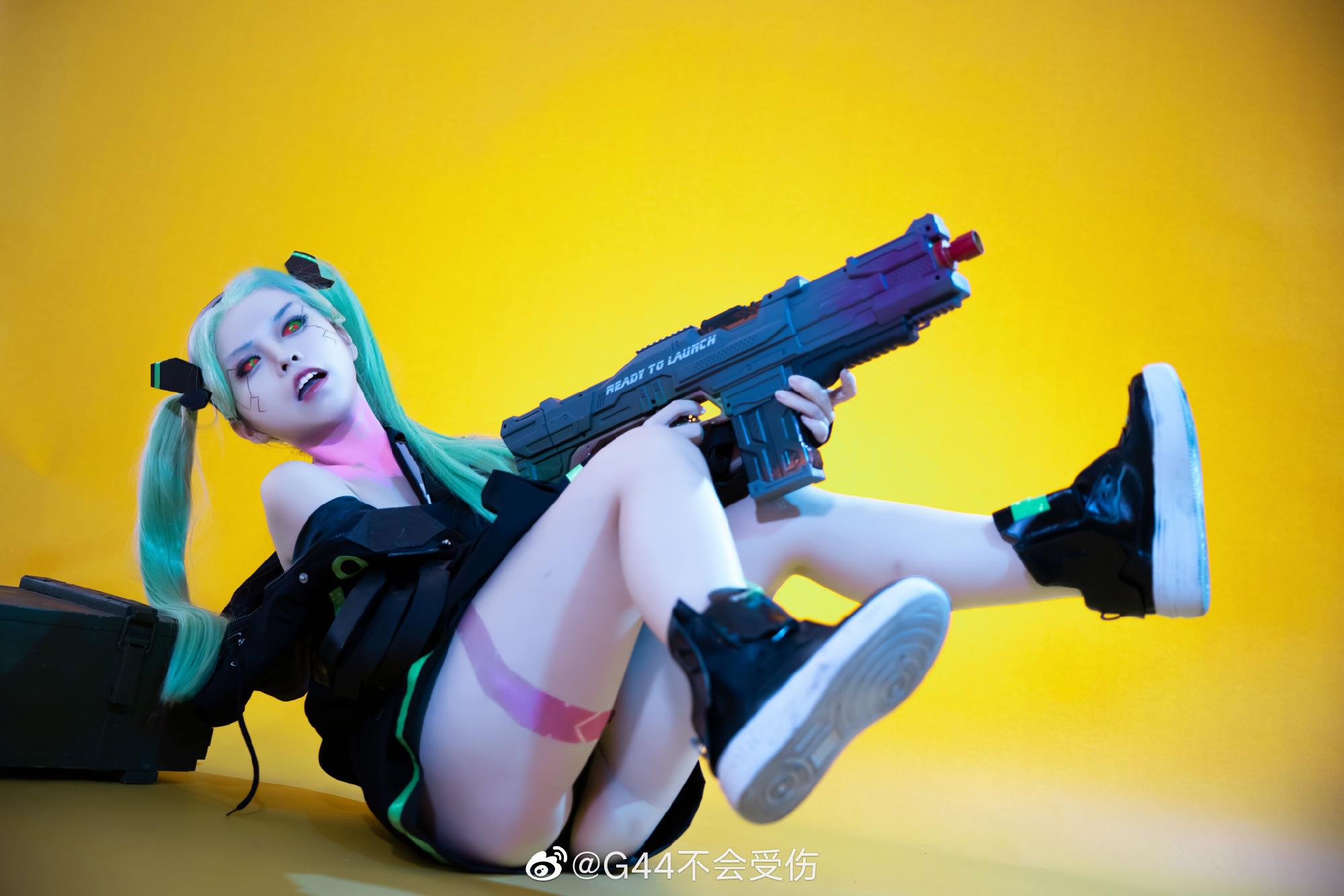 G44不会受伤 COS《赛博朋克边缘行者》瑞贝卡Rebecca角色 G44不会受伤 COS《赛博朋克边缘行者》瑞贝卡Rebecca角色