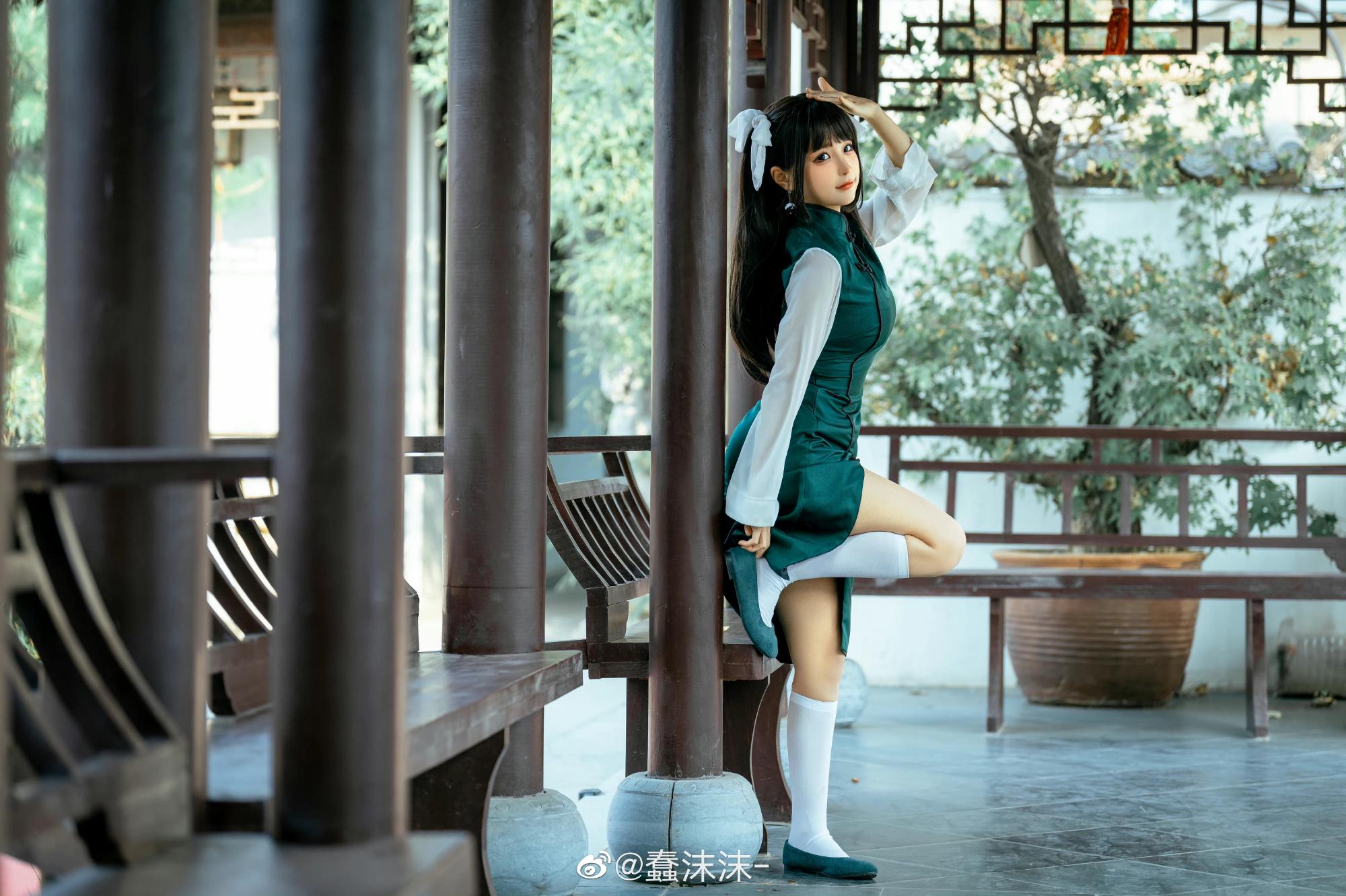 蠢沫沫 驱鬼道士药指COS图片抢先看