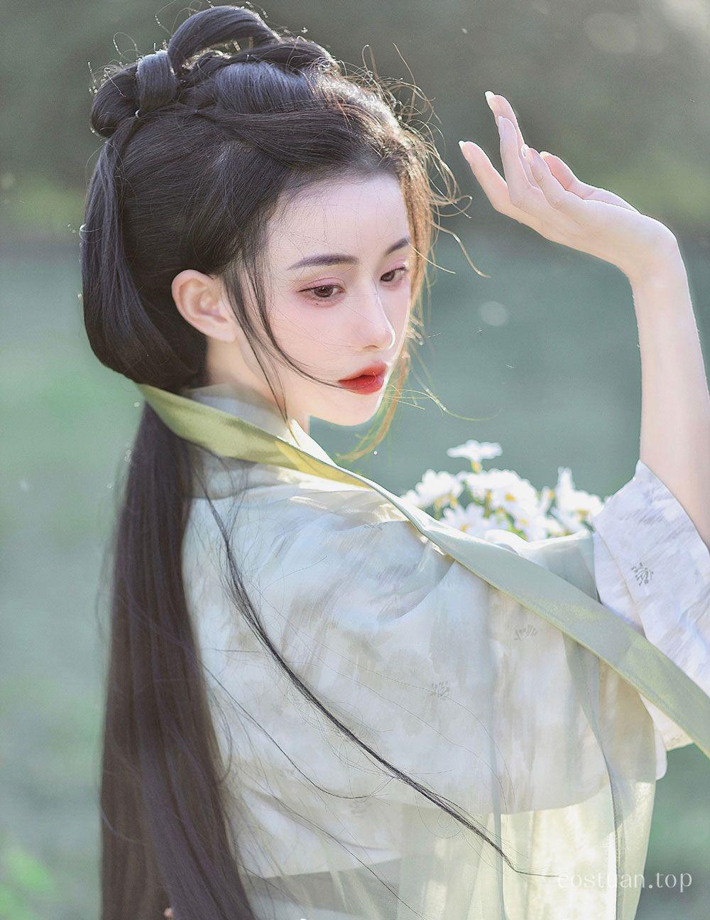 AAAyu阿玉 古风汉服写真欣赏