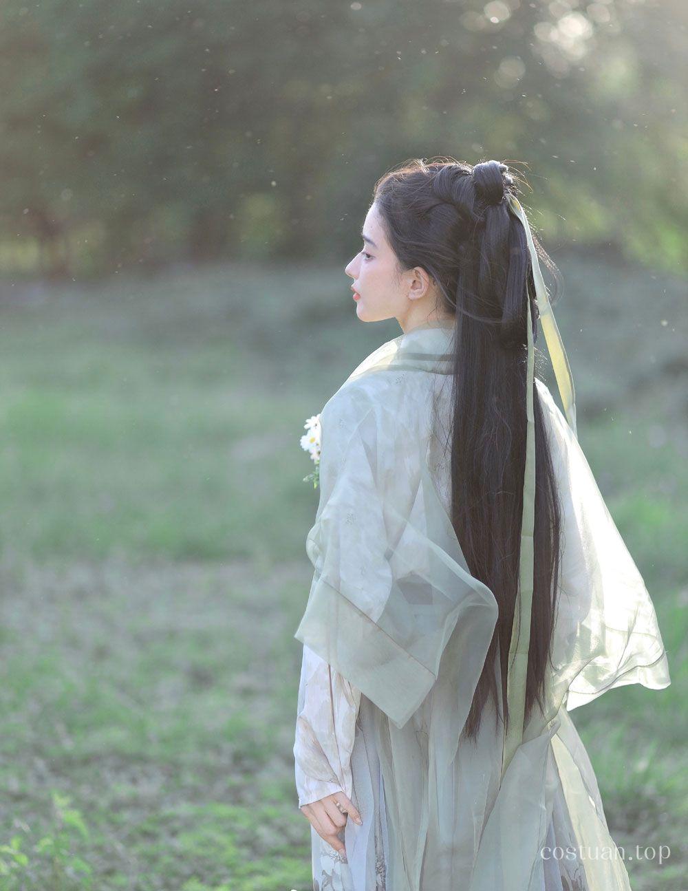 AAAyu阿玉 古风汉服写真欣赏