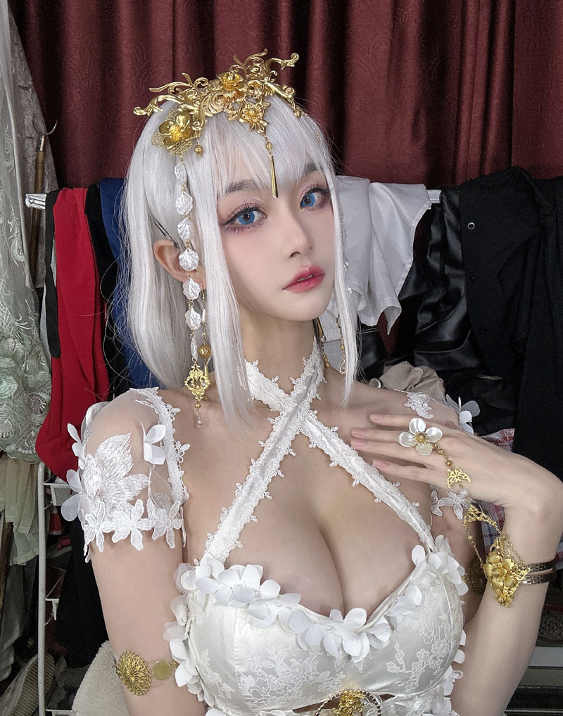 沧霁桔梗&露兒大魔王《碧蓝航线》埃姆登同人COSPLAY太美了
