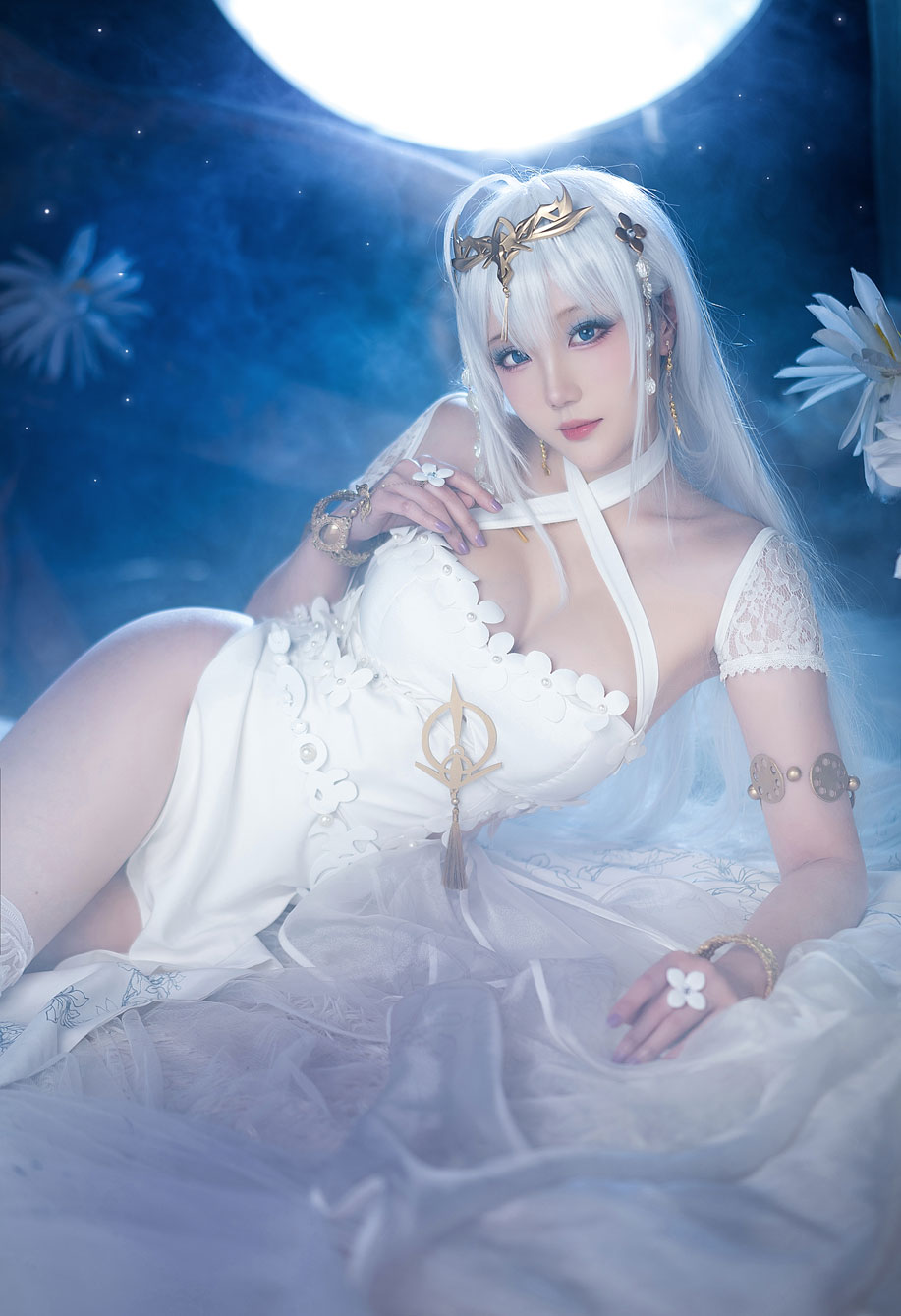 瓜希酱COS《碧蓝航线》埃姆登白色礼服美极了