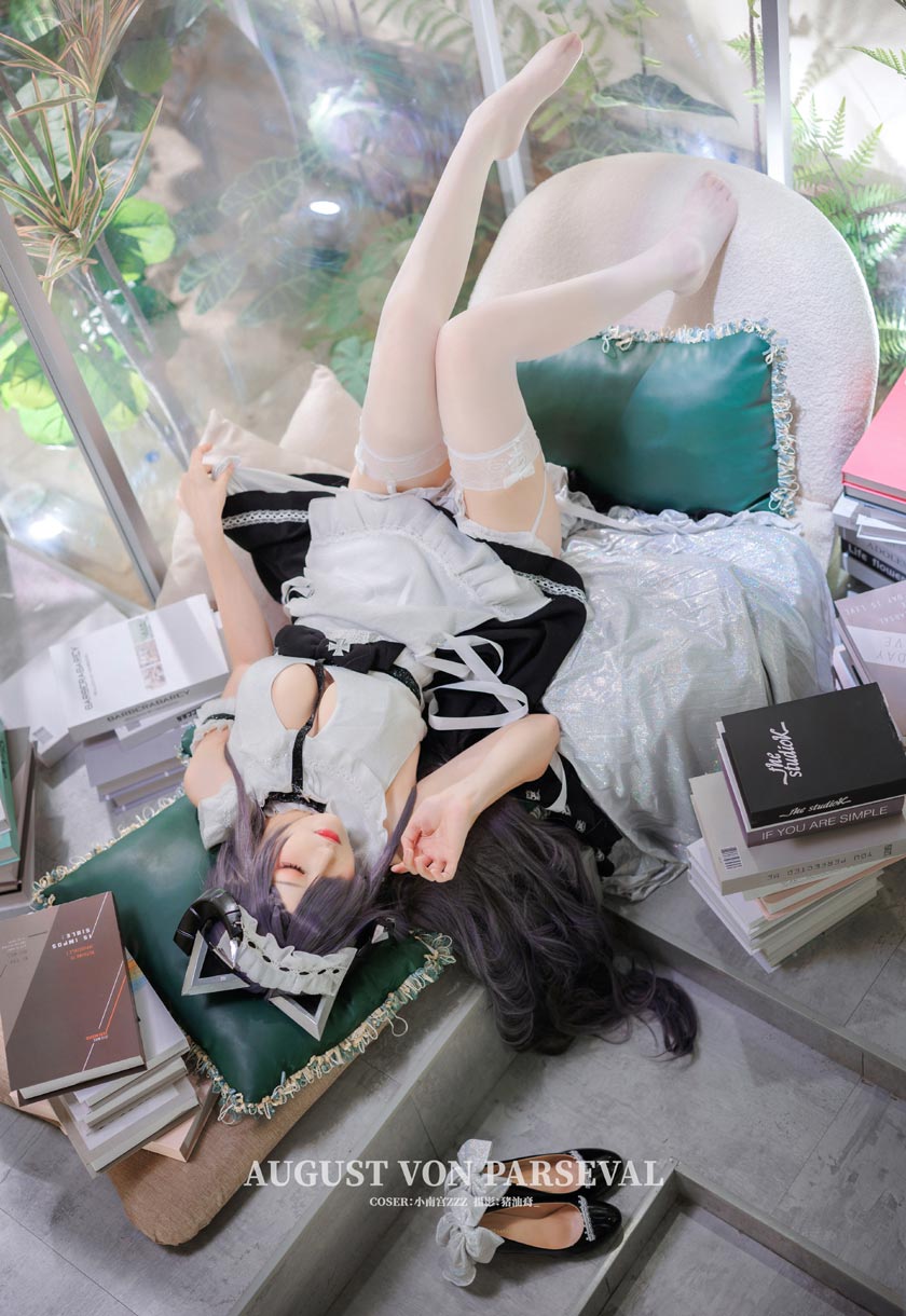 小南宫zzZ最新作品《碧蓝航线》奥古斯特COS美图在线鉴赏
