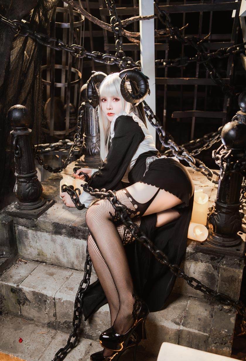 秋山AkII修女COSPLAY鉴赏