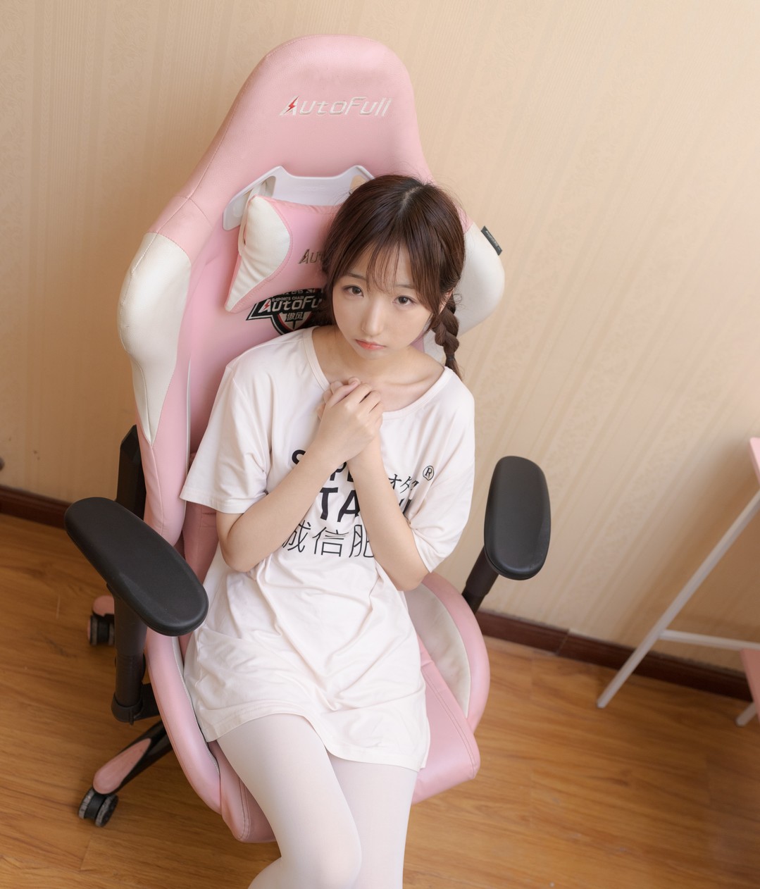 少女秩序美女写真合集下载 名站机构-第1张